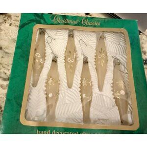 Vtg Handcrafted Christmas Classics Christmas teardrop Icicle Ornaments Romania